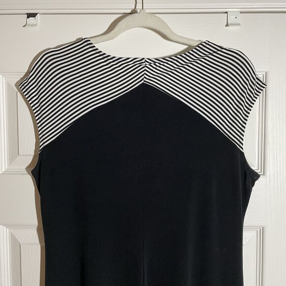 Chicos Blocked Striped Maxi Dress Black and White Pull Over V Neck Size 1 Medium - Picture 6 of 15